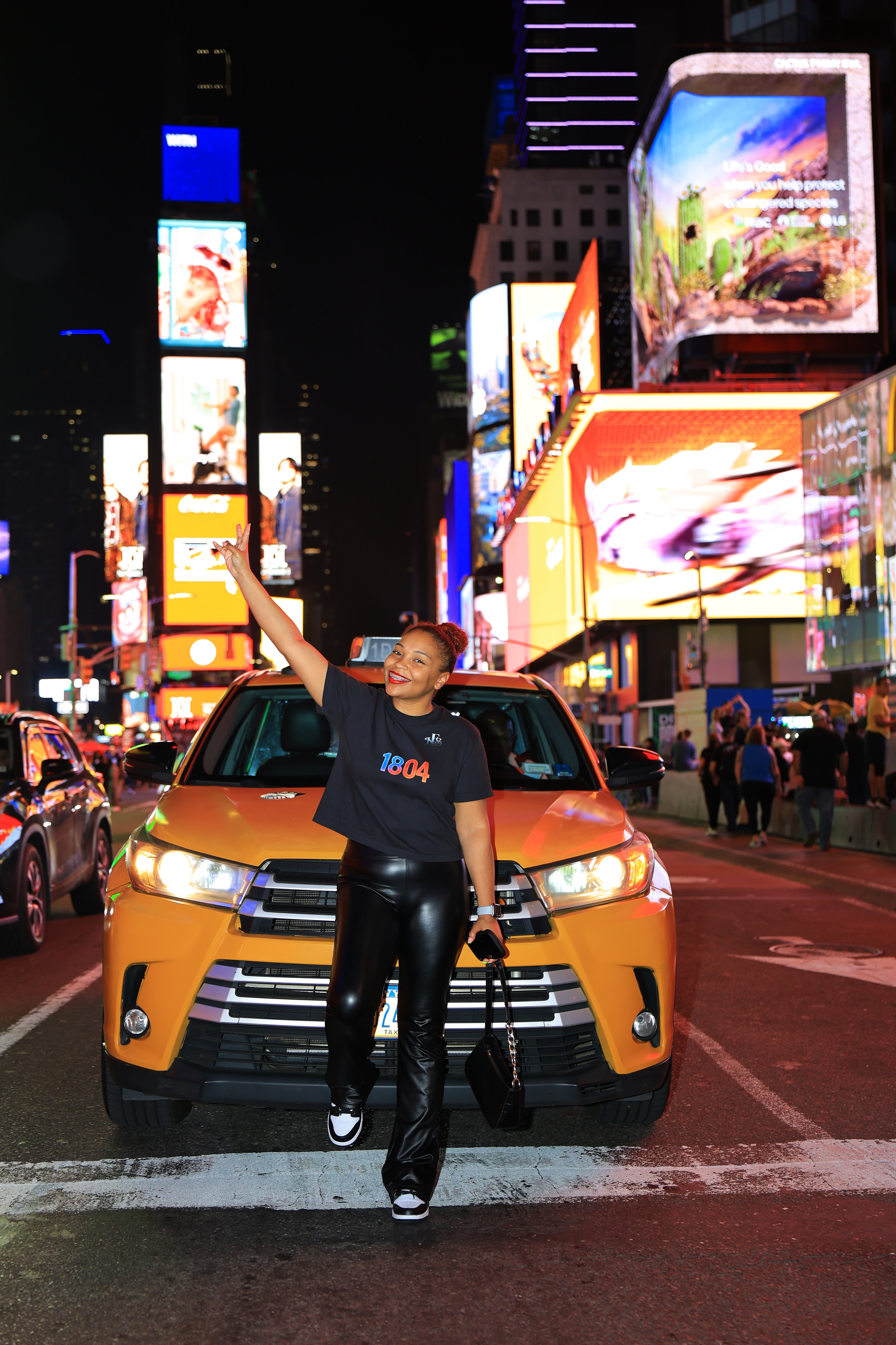 “1804: Nou Fèt Pou Dirije” Women’s Heavyweight Boxy Tee